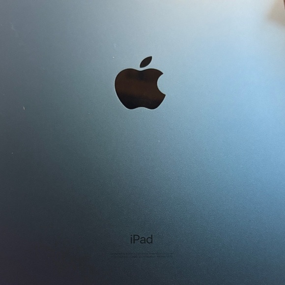 iPad (10th Generation) Wi-Fi, Blue - Picture 1 of 3